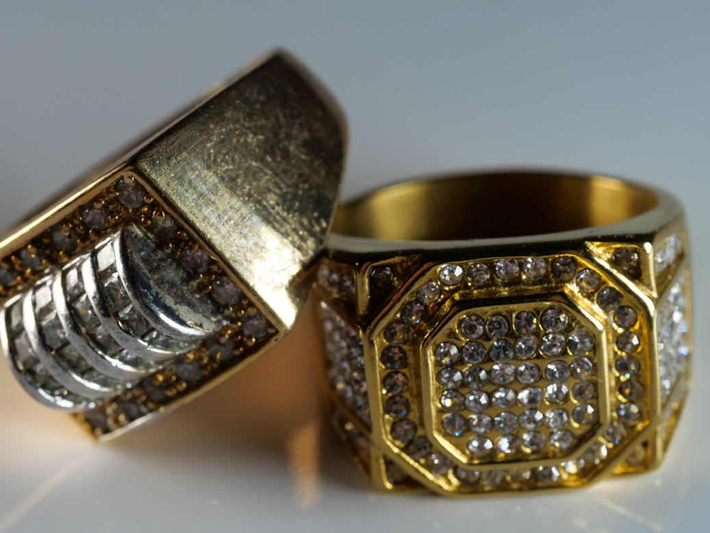 Men's Ring Encrusted with Diamonds 